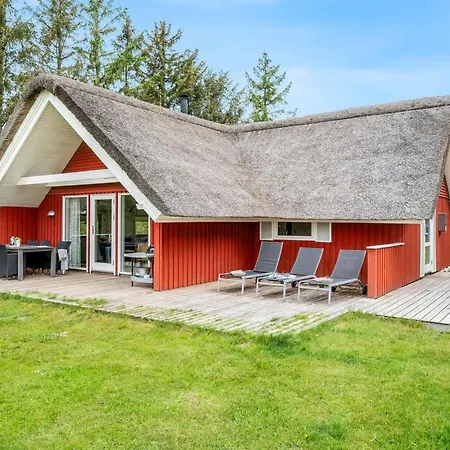 Semesterbostad Gyrial - 2km From The Sea By Interhome